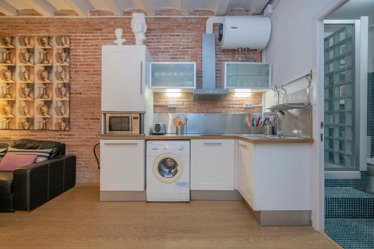 Exclusive 2 Bedroom Apartment In The City Center バルセロナ エクステリア 写真