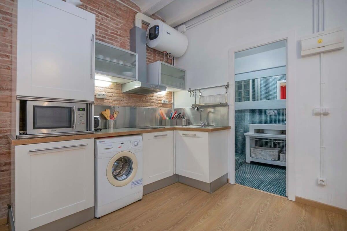 Exclusive 2 Bedroom Apartment In The City Center バルセロナ エクステリア 写真
