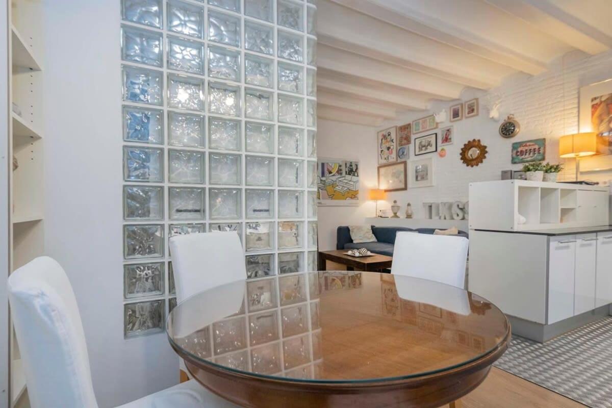 Exclusive 2 Bedroom Apartment In The City Center バルセロナ エクステリア 写真